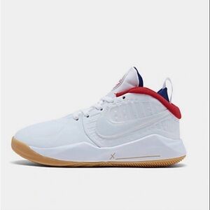 Nike Kids White and Red Sneakers Size 13c. Team Hustle D 9 ( PS)